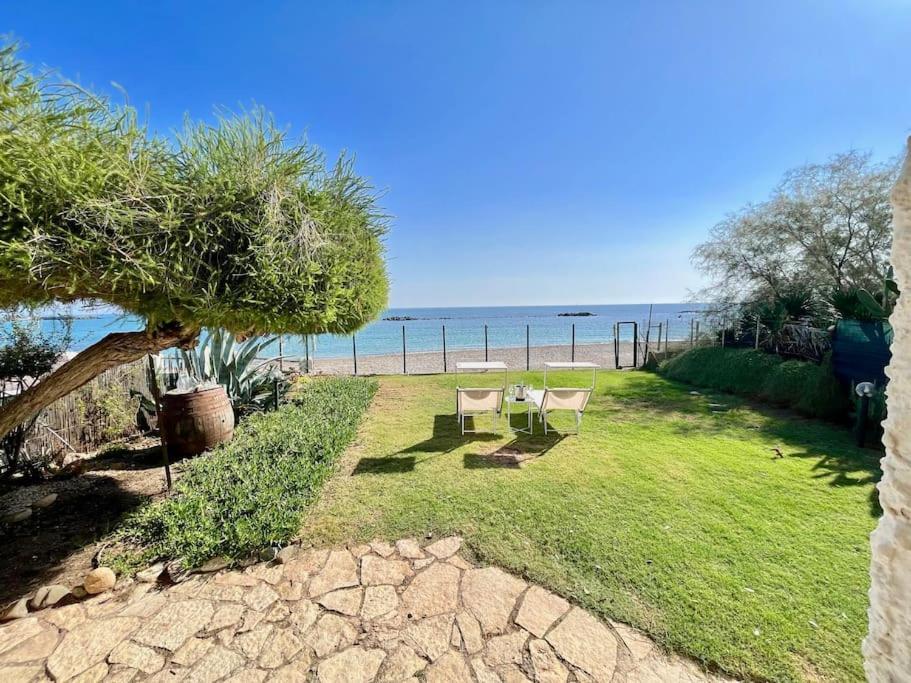 Paradise Beachfront Villa, Porto Columbu, Sardinia Porto Columbu - Perd'E Sali Zewnętrze zdjęcie